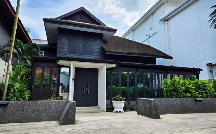 Siraburi boutique pool villa @Chiangmai old town 