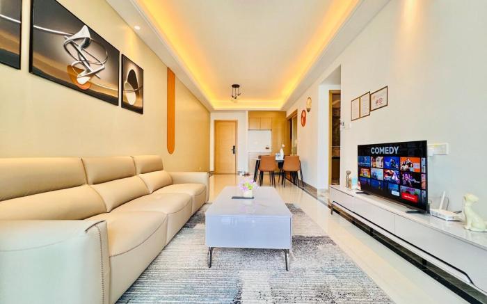 Cozy Poolview 2 bedroom at R&F