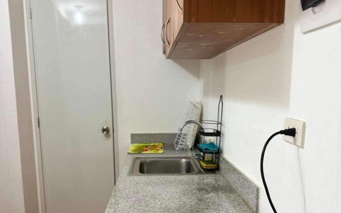 Arezzo place condo
