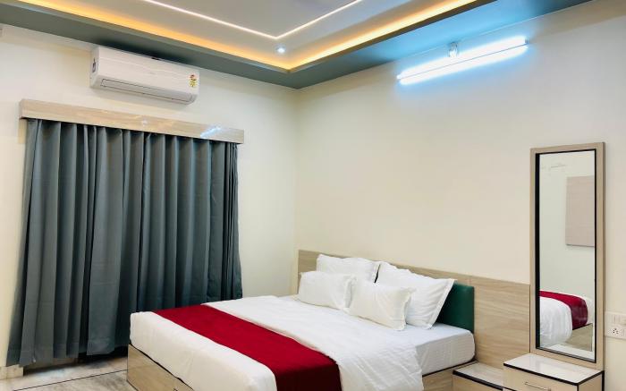 Laxmi villa: A cozy gate away experience”