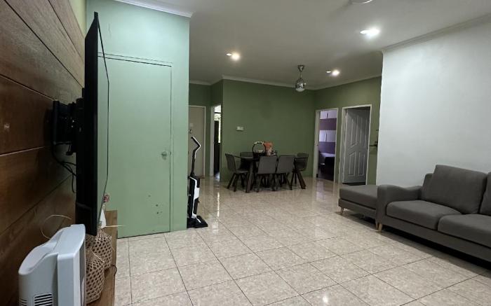 Big Bear Homestay Bintulu