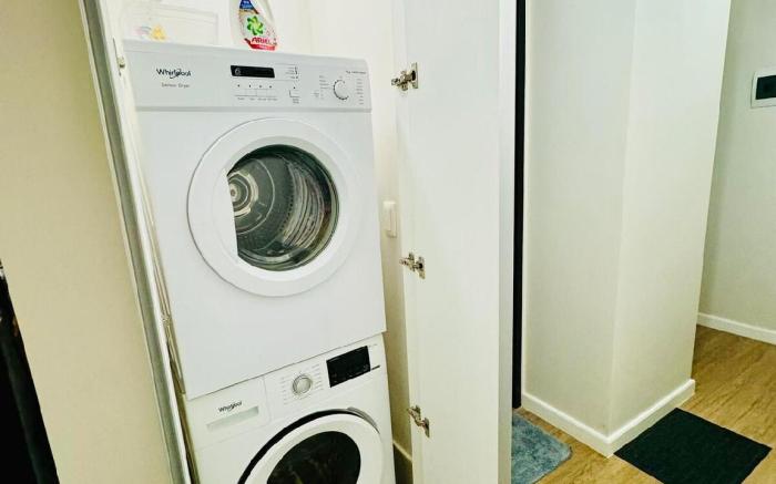 Andrea @ Solinea Ayala