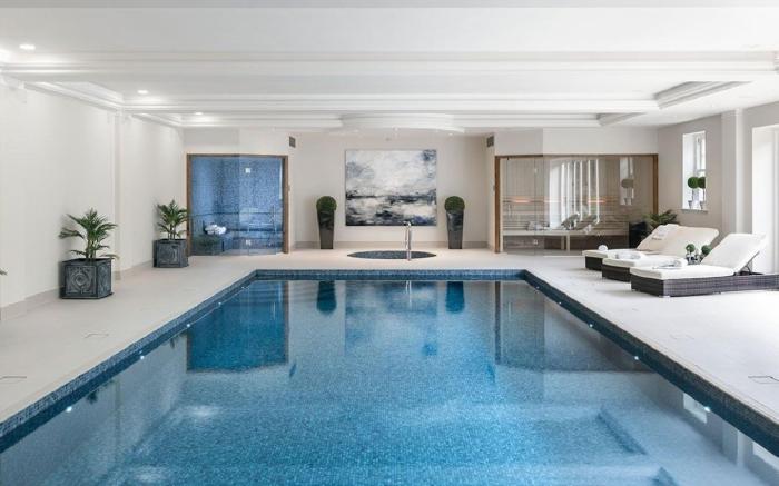 Phụng Thuỷ Hotel & Spa