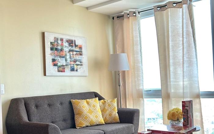 Minimalist Condo Unit in Abreeza Place 17th floor