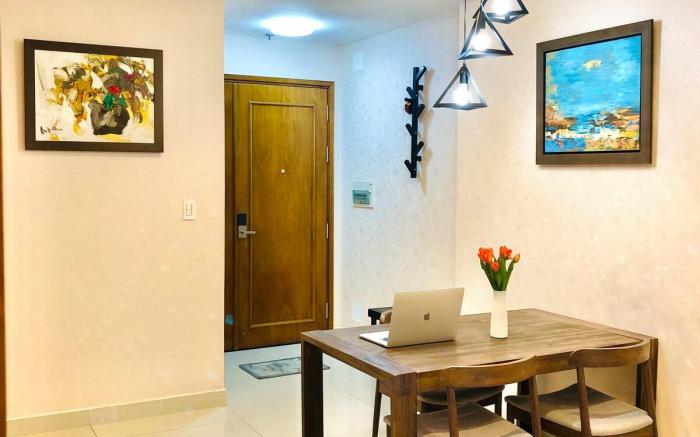 Luxury Apartment Near Airport