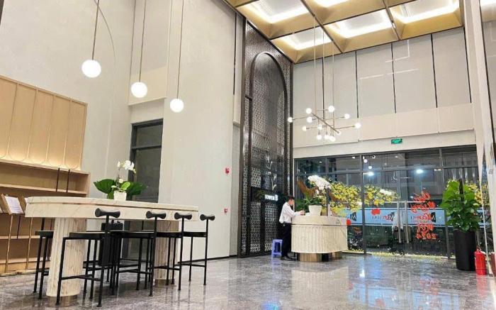 VIHOMES MASTERI CENTRE POINT LUXURY FREE POOL, GYM