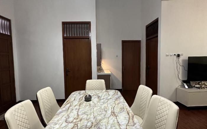 Puri Sagan: Villa Cozy di Pusat Kota Yogyakarta 