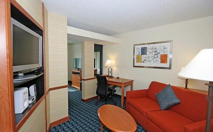 Fairfield by Marriott Inn & Suites Greensboro Wendover