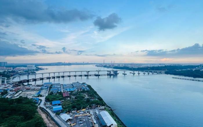 Fancy Seaview 1BRunit at R&F Seine Region by ANJU