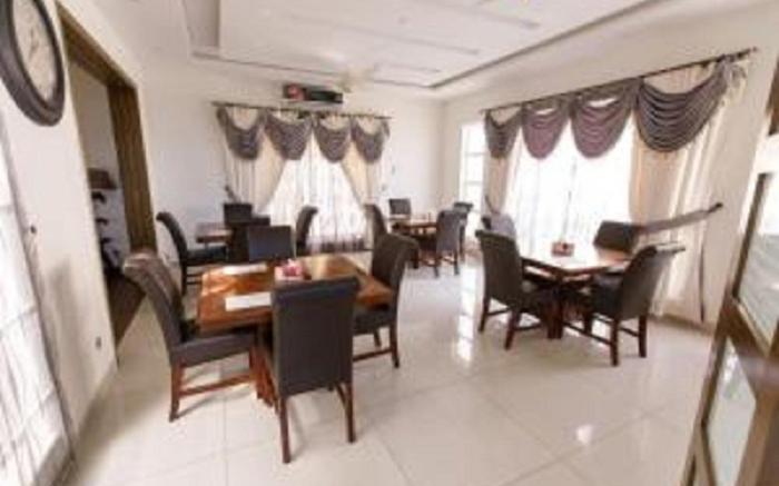 Canadian Inn E-11  Islamabad