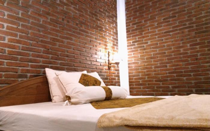 Genthong Homestay