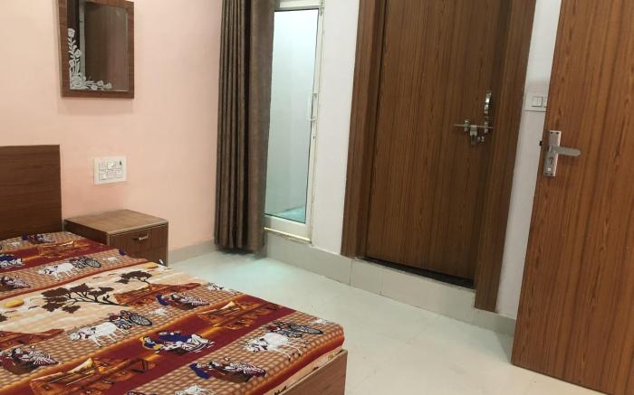 Saraswati Devi Atithi Bhawan