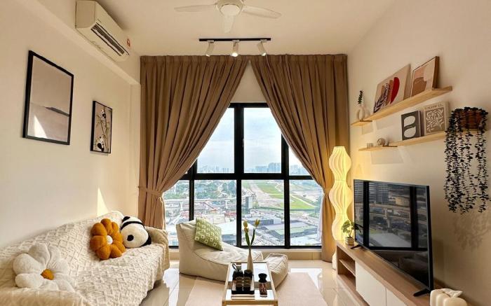 Trion Muji @ Infinity Pool #near klcc, trx, mrt