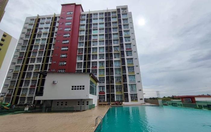 Khaimal Valley Suite - Pool View