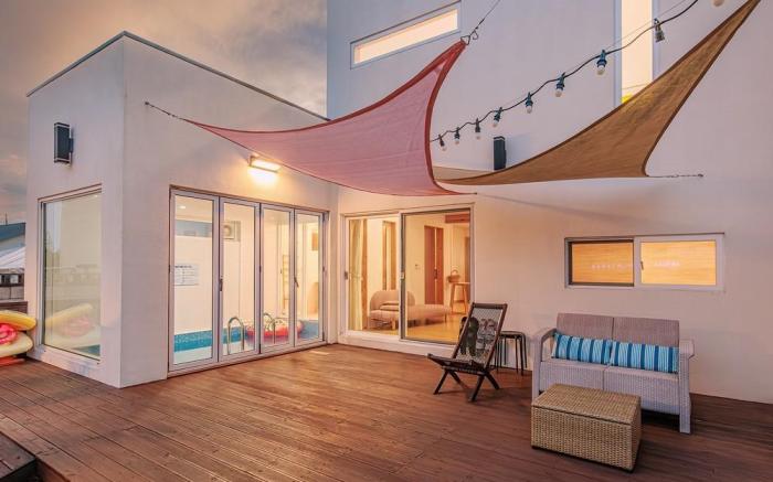 Gyeongju Macaron Kids Pool Villa Pension