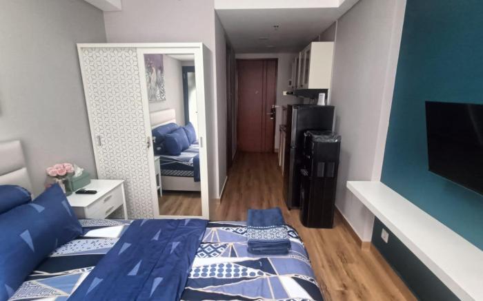 Keken 1 BR Pollux Habibie City View Top Floor