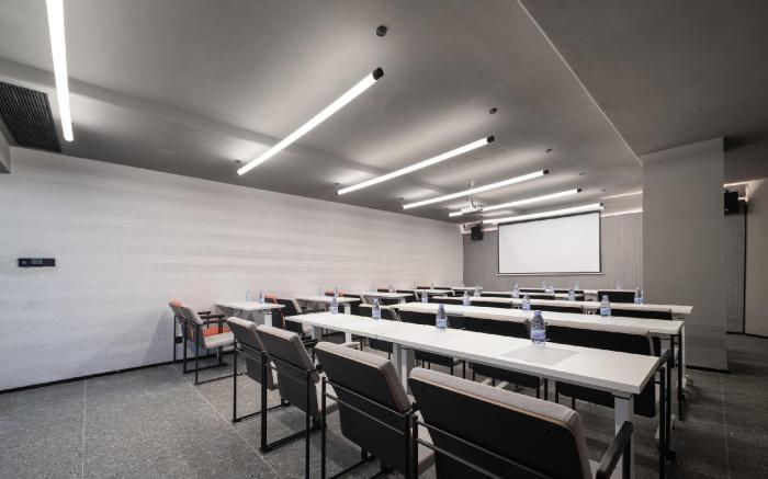 Atour Light Hotel Dalian Zhongshan Square Renmin Road