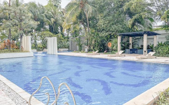 Restful 2BR at The Via and The Vue Apt By Travelio