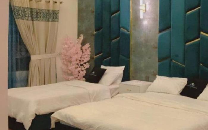 Elite Elegance Inn