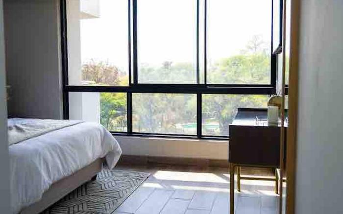 Stylish  Elegant With Epic Views Near Menlyn