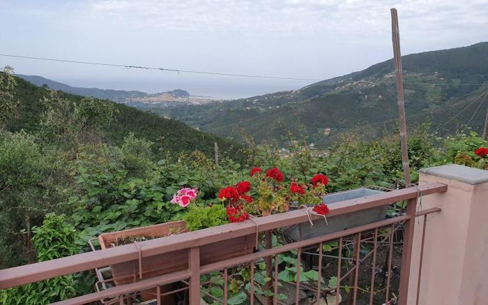 Villa Vignolo with Pool & BeachServices