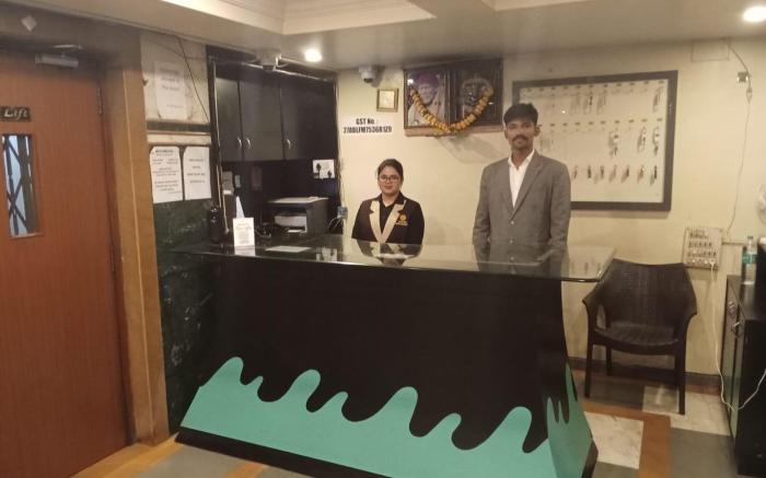 Hotel Meliorate Ratnalok