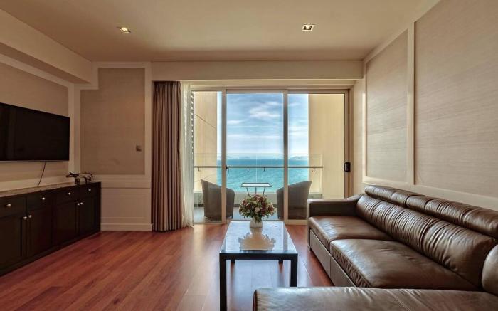 The Ocean • 1BR Sea View Apt. w/ PRIVATE BEACH