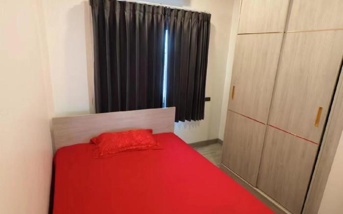 Newly Renovated Townhouse