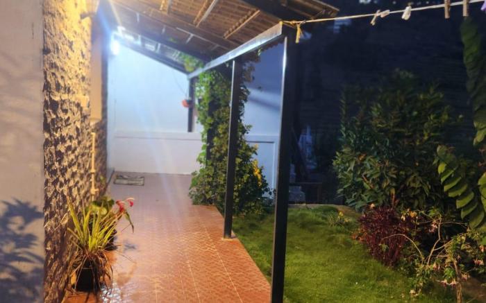 Glass House Kodaikanal Homestays 