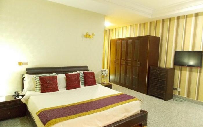 Ajuji Greenwich Hotels