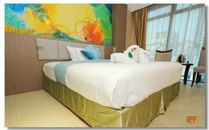 PRISTINE  HOTEL