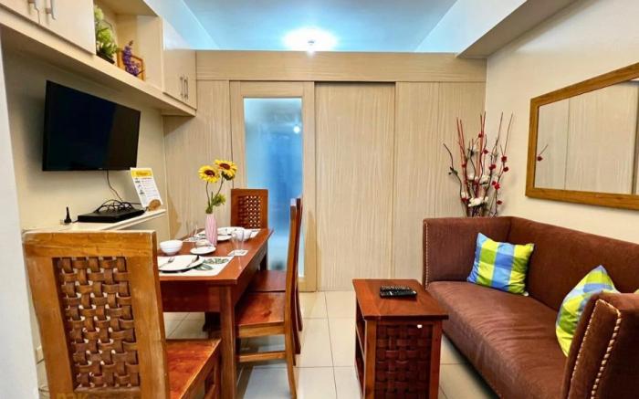 1 BR Cozy Facing Pool Makati