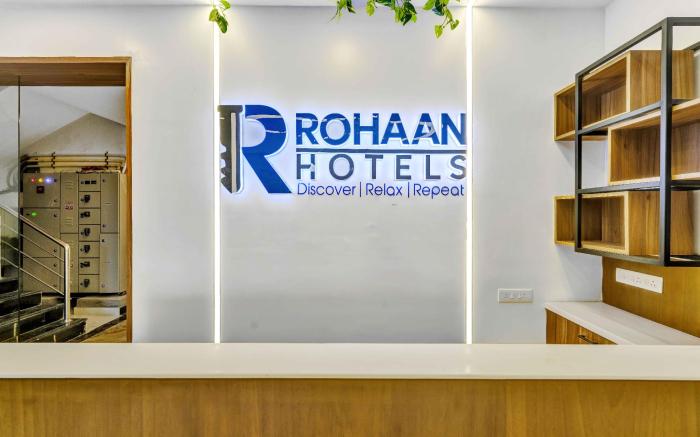 Rohaan Hotels Medavakkam by UPAR