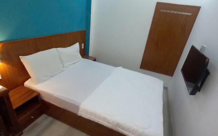 Heaven Hotel 