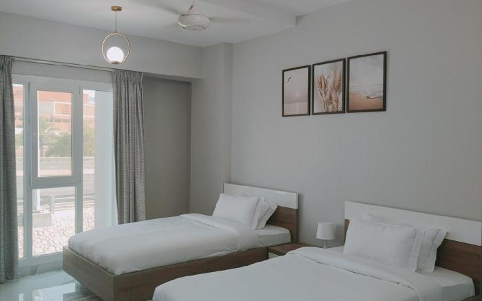 Lovely 2BR in Heart of Downtown.