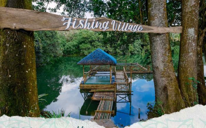 Almost Heaven Lake Resort