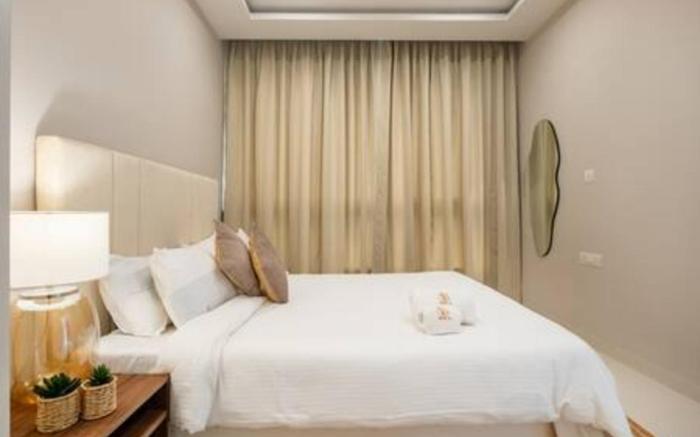 BRIKitt Sunset View 2BHK Suite