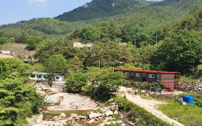 Daeyasan Seonyudong Pension