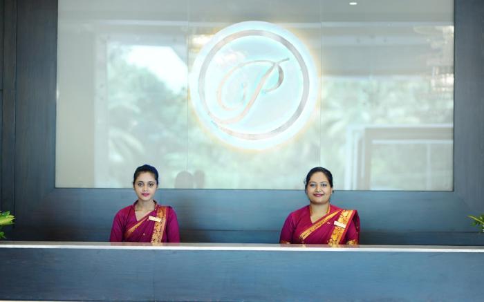 The Ocean Pearl- Times Square 