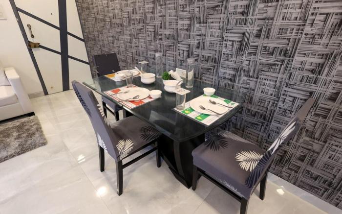 Gracious Living Apartment - Mumbai Airport