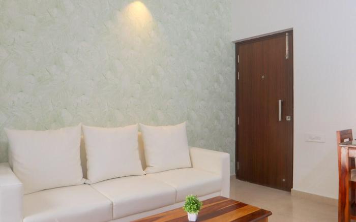 One-BHK - Snazzy Apartment - Higher Floor