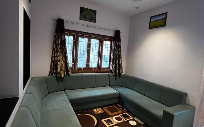 Opera House | 4 Suite Bedrooms with AC, TV, Wifi