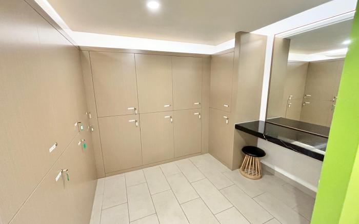 2BR Condo with City View for 4 Guests [Near CIQ]