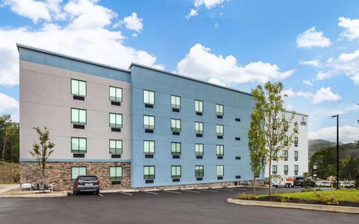 Comfort Inn & Suites