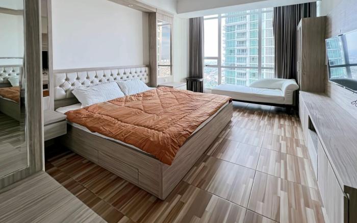 Luxury 3BR Kemang Village w/ Netflix, WiFi, Pool 