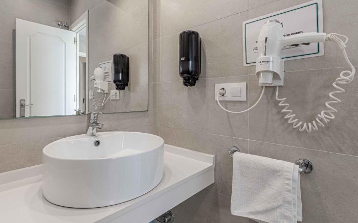 Apartamento-Ático con terraza, Recaredo 7