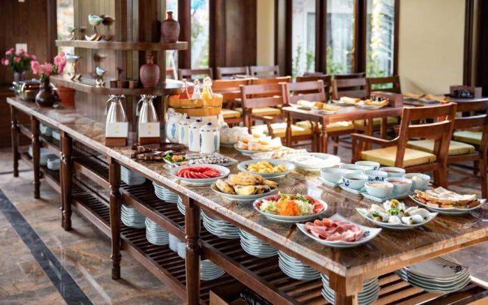 Bai Dinh Riverside Resort & Spa