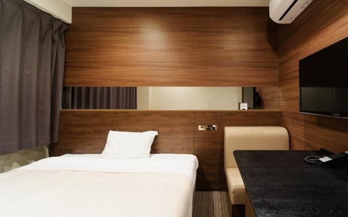 Osaka Fujiya Hotel