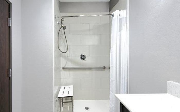 Holiday Inn Express & Suites Houston Intercontinental Airport By IHG