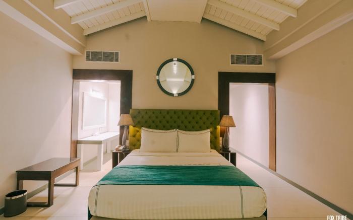 Earl's Regent Negombo
